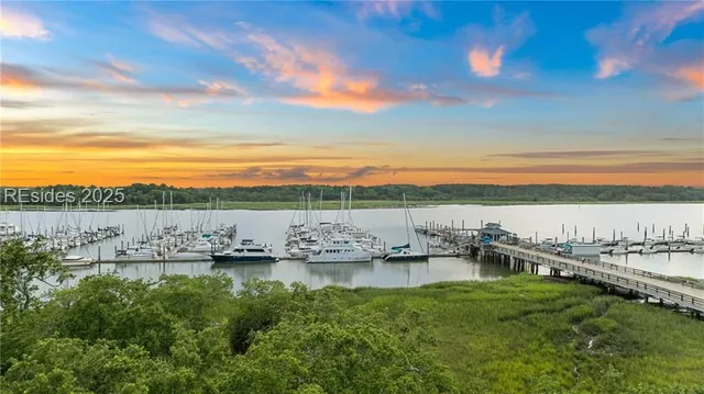 $829,000 | 73 Skull Creek Drive, Unit C318, Hilton Head Island, SC 29926