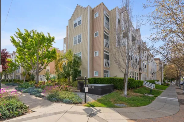 $1,149,000 | 550 Ortega Avenue, Unit B330, Mountain View, CA 94040