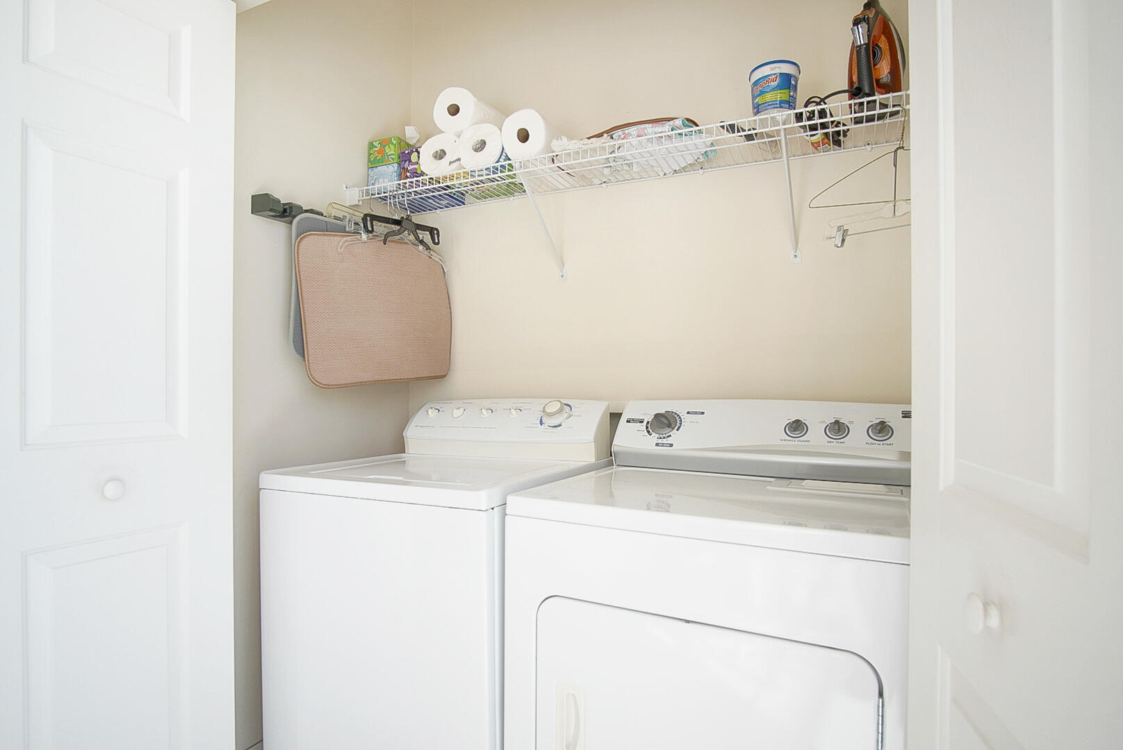 204 River Walk Fort Pierce, FL 34949 - Photo 18 of 30 a utility room with dryer and washer