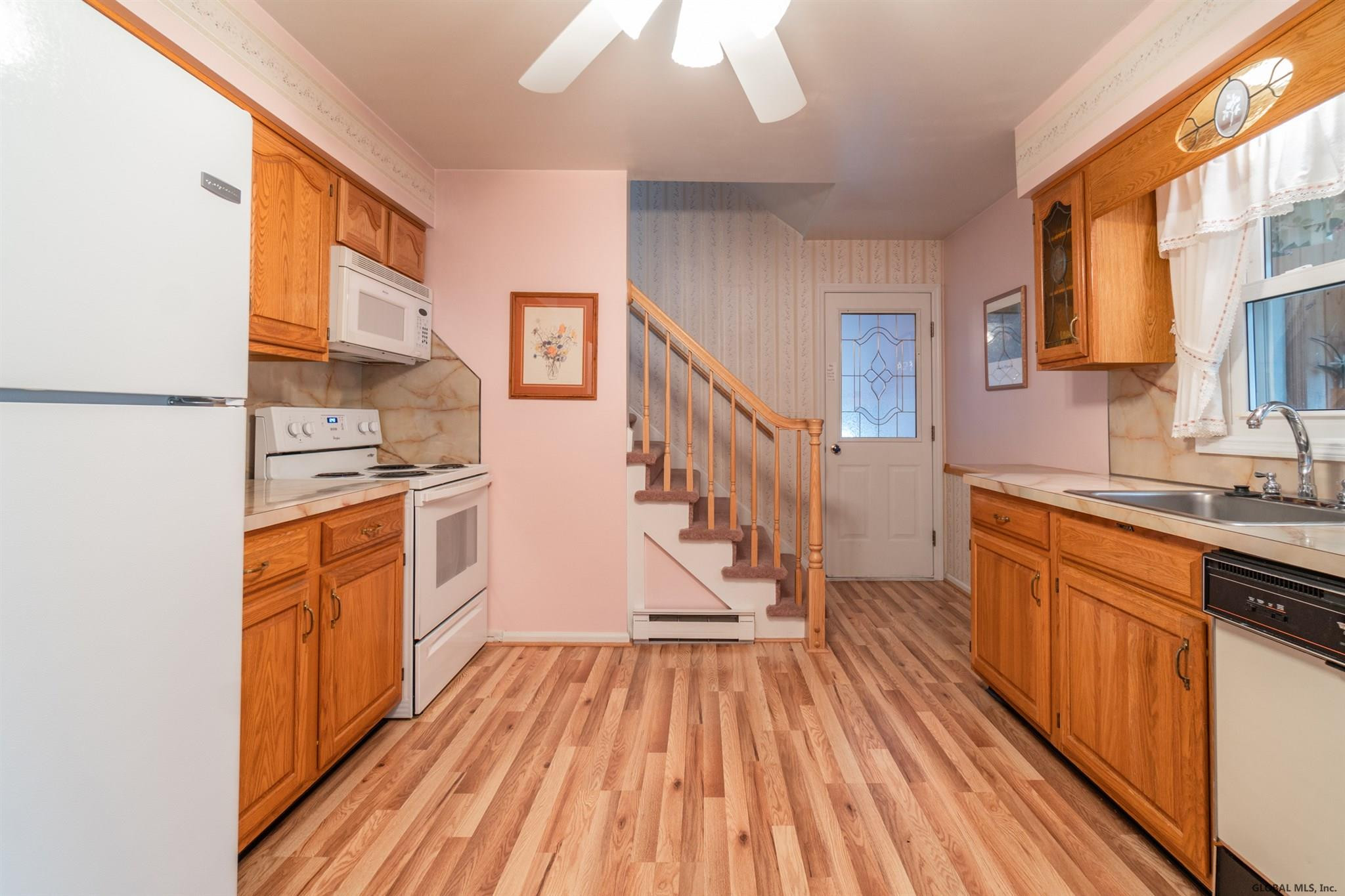 8 Abby Road Colonie, NY 12110 - Photo 3 of 29 Photo 3