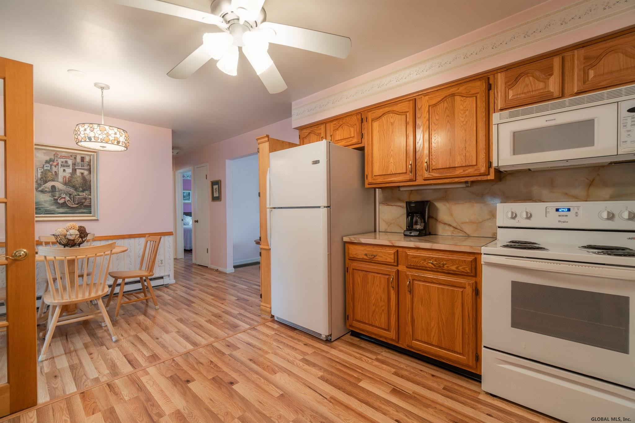 8 Abby Road Colonie, NY 12110 - Photo 4 of 29 Photo 4