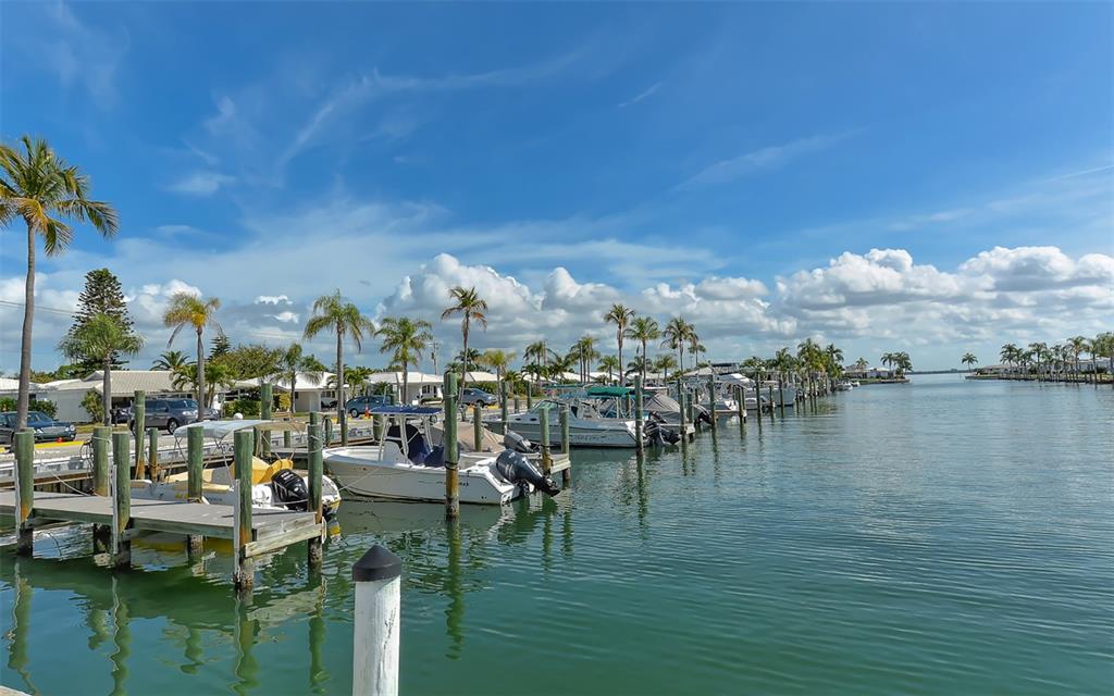 554 Spanish Drive South Longboat Key, FL 34228 - Photo 56 of 72