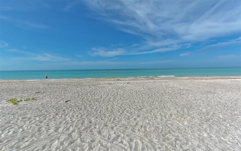 554 Spanish Drive South Longboat Key, FL 34228 - Photo 69 of 72