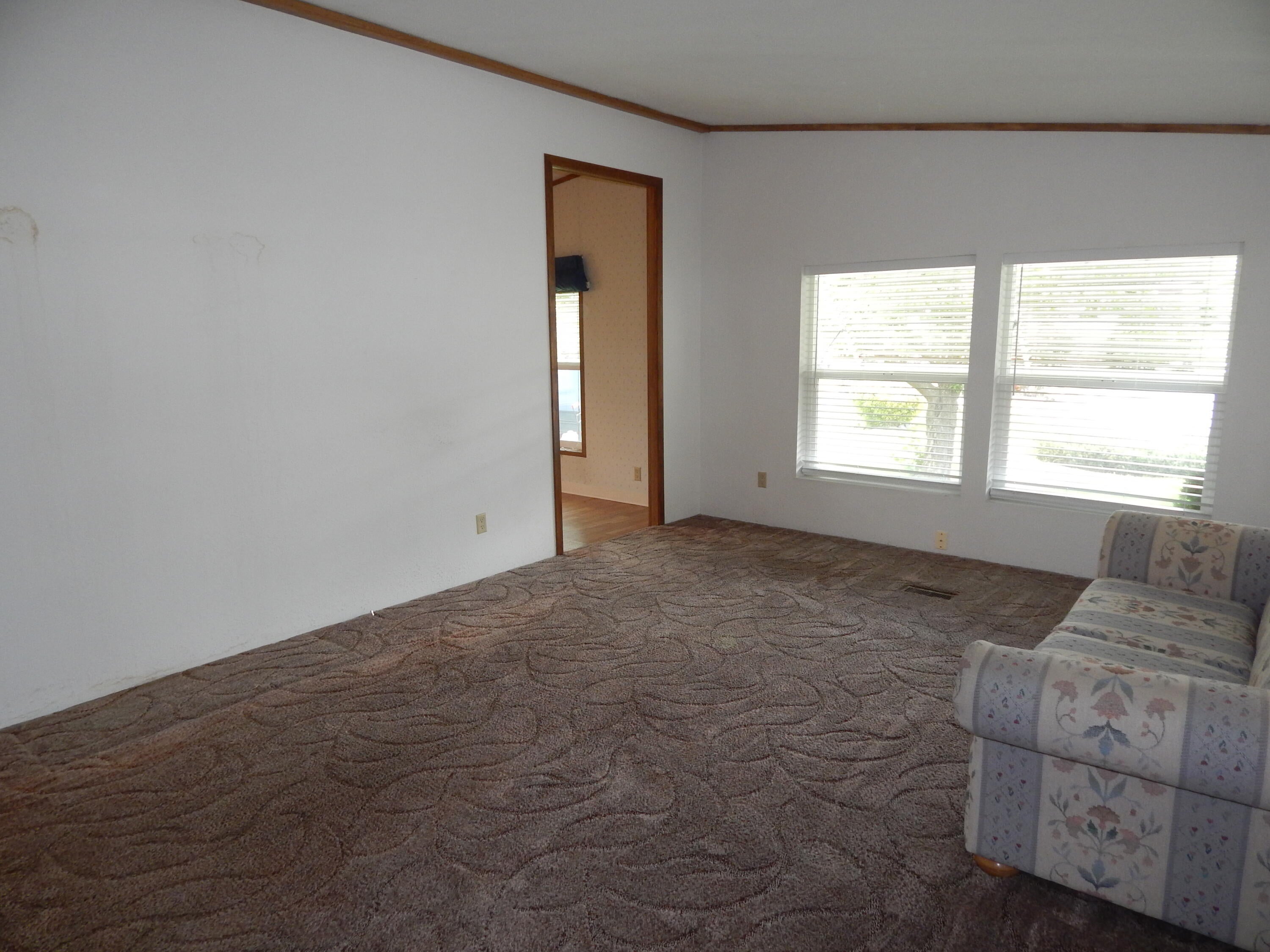 255 Colver Road, Unit 98 Talent, OR 97540 - Photo 8 of 26 DSCN8607