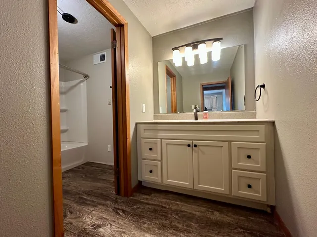 $305,000 | 210 160th Avenue, Edgerton, MN 56128