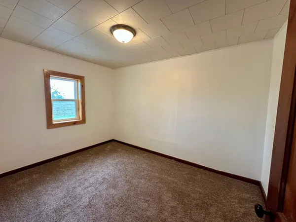 $305,000 | 210 160th Avenue, Edgerton, MN 56128