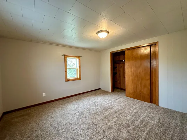 $305,000 | 210 160th Avenue, Edgerton, MN 56128