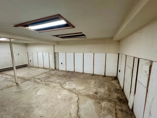 $305,000 | 210 160th Avenue, Edgerton, MN 56128