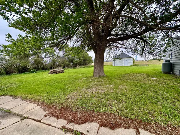 $305,000 | 210 160th Avenue, Edgerton, MN 56128