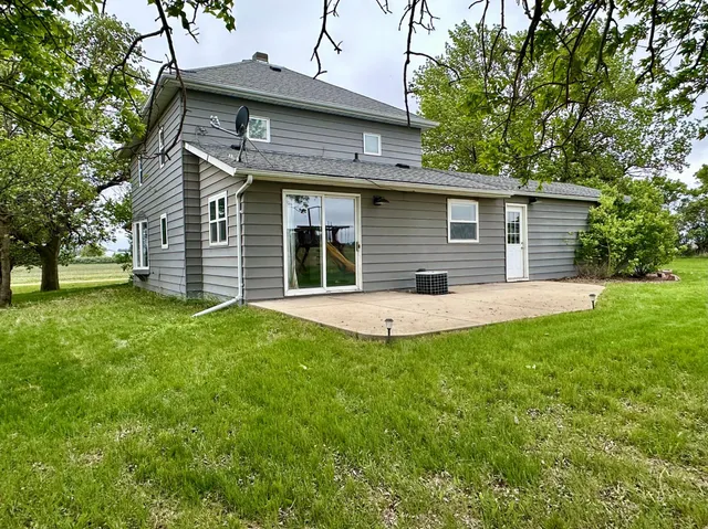 $305,000 | 210 160th Avenue, Edgerton, MN 56128