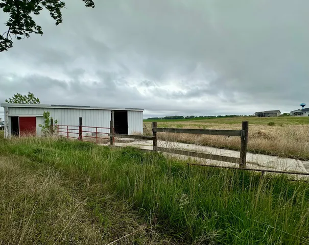 $305,000 | 210 160th Avenue, Edgerton, MN 56128