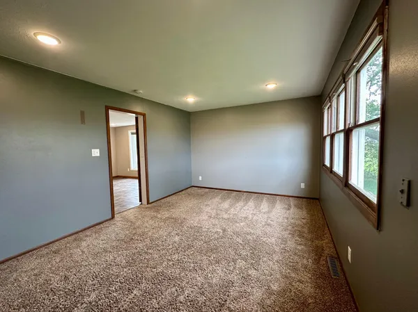 $305,000 | 210 160th Avenue, Edgerton, MN 56128