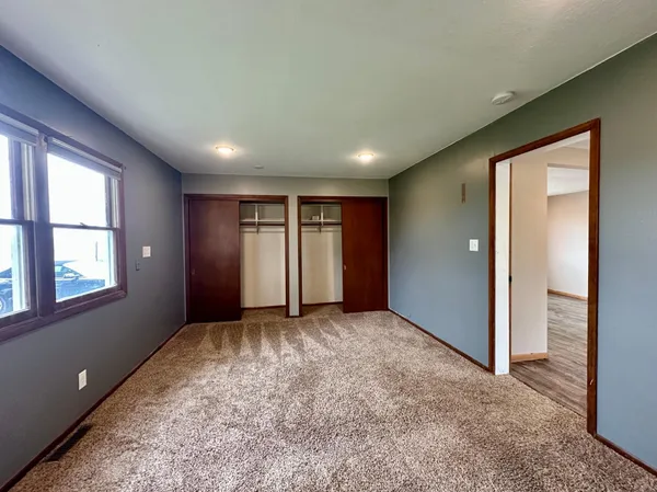 $305,000 | 210 160th Avenue, Edgerton, MN 56128