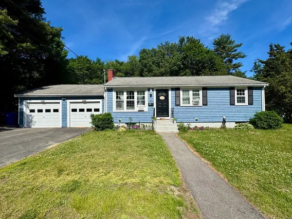 $3,600 | 54 Marks Street, Rockland, MA 02370