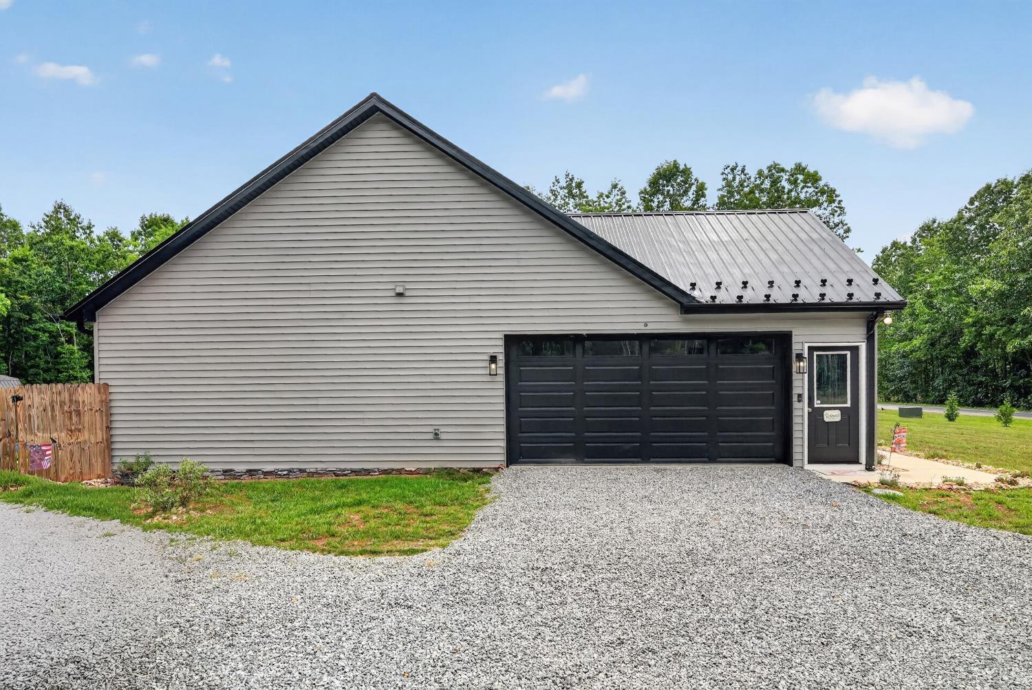 4320 Lewis Ford Road Brookneal, VA 24528 - Photo 34 of 43