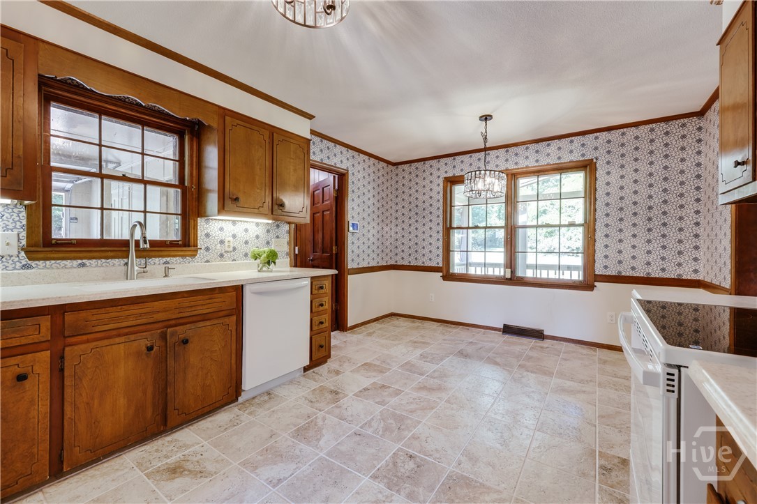 100 Robin Road Athens, GA 30605 - Photo 10 of 47