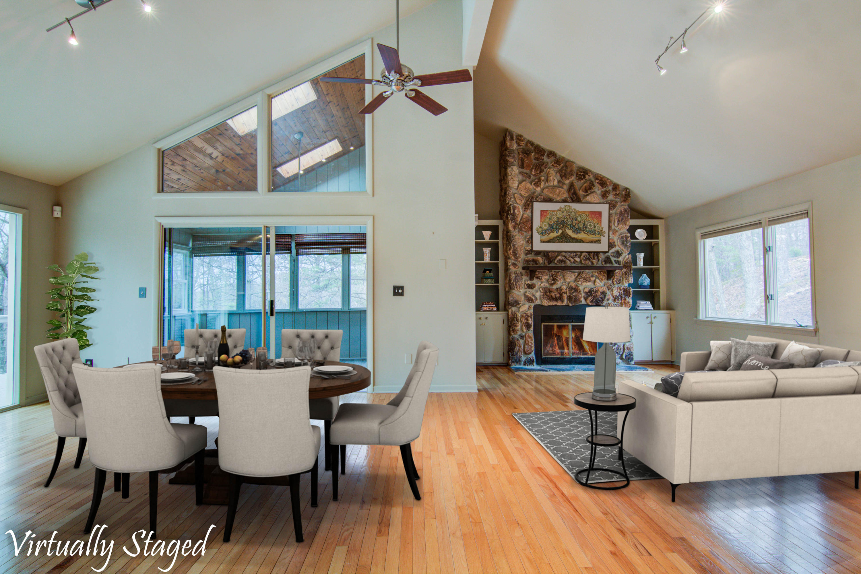 5031 Upland Game Road Roanoke, VA 24018 - Photo 3 of 39 Great Room
