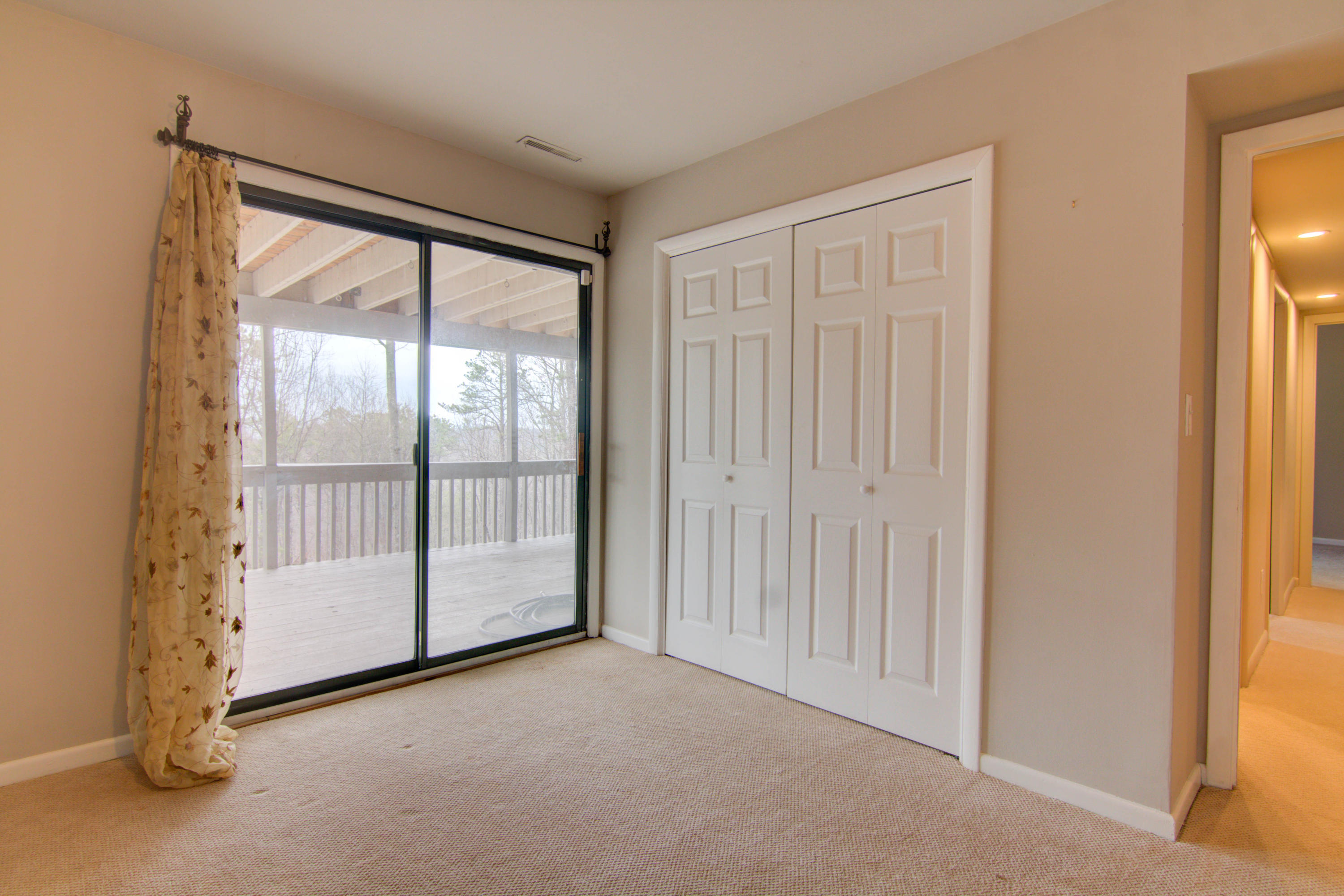 5031 Upland Game Road Roanoke, VA 24018 - Photo 35 of 39 Bedroom