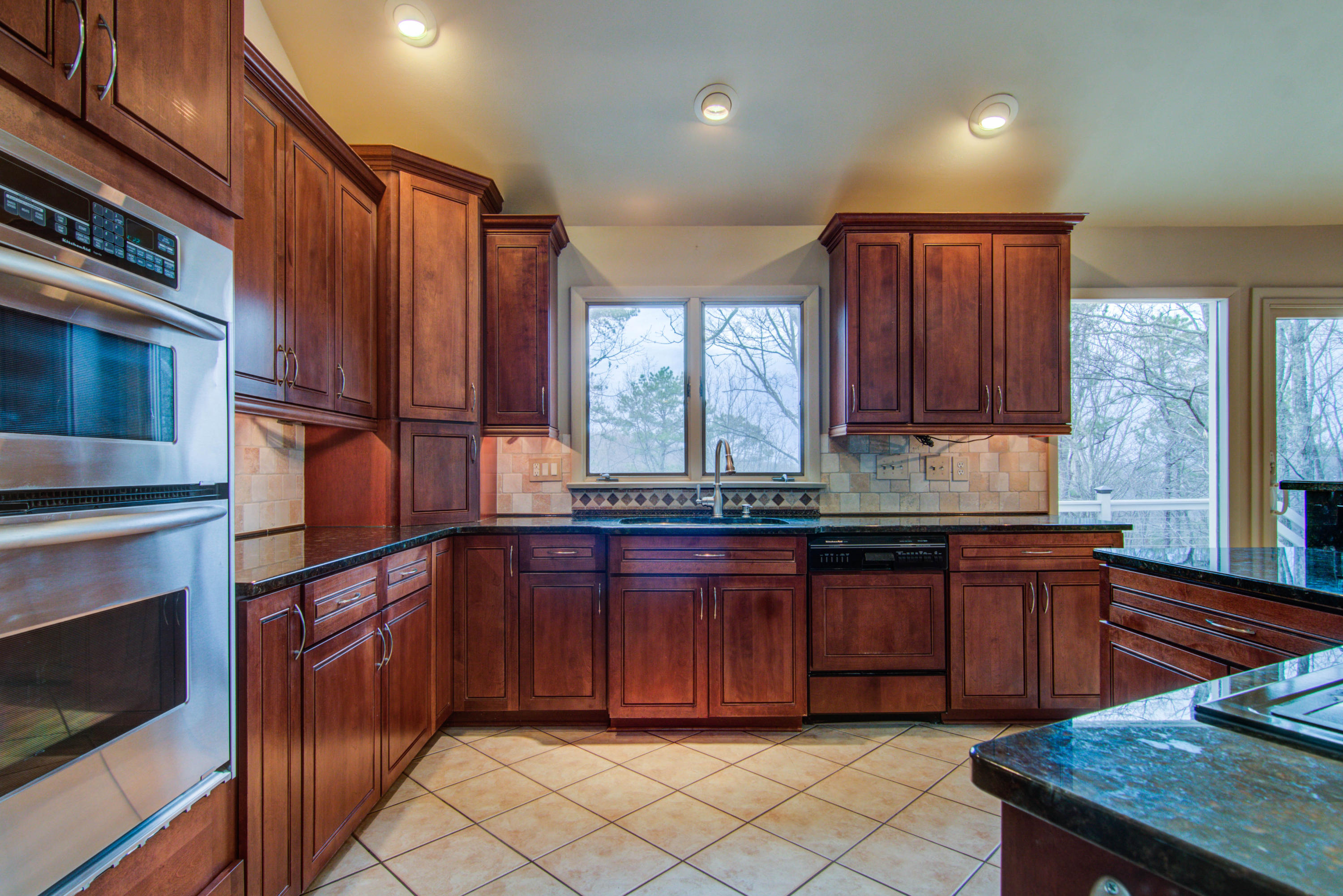 5031 Upland Game Road Roanoke, VA 24018 - Photo 9 of 39 Kitchen