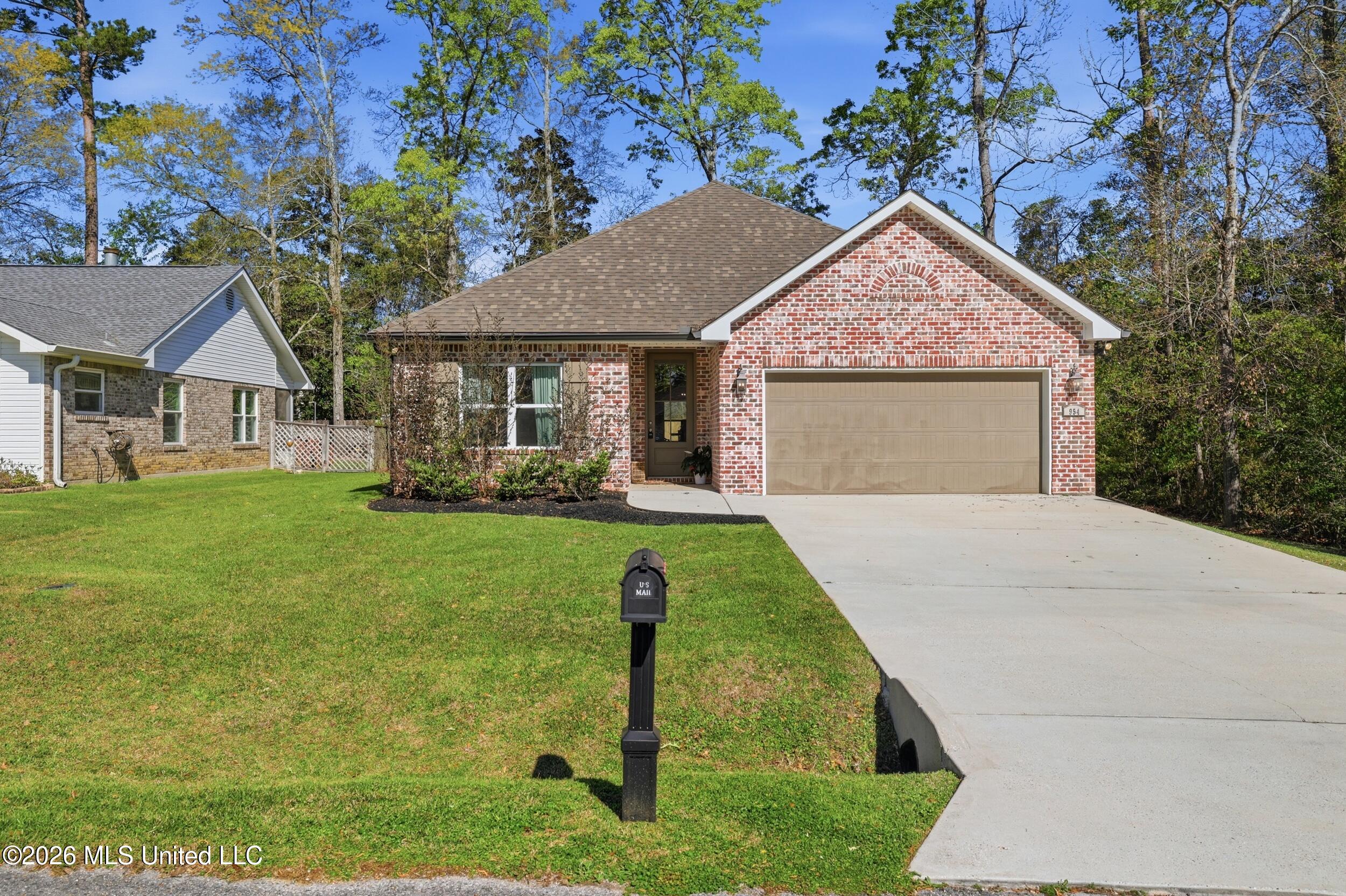 954 Laa Ln Place Diamondhead, MS 39525 - Photo 2 of 50 2_r6__6405