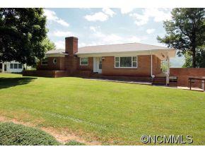 1745 Dutch Cove Road Canton, NC 28716 - Photo 2 of 24 Gallery Image 2
