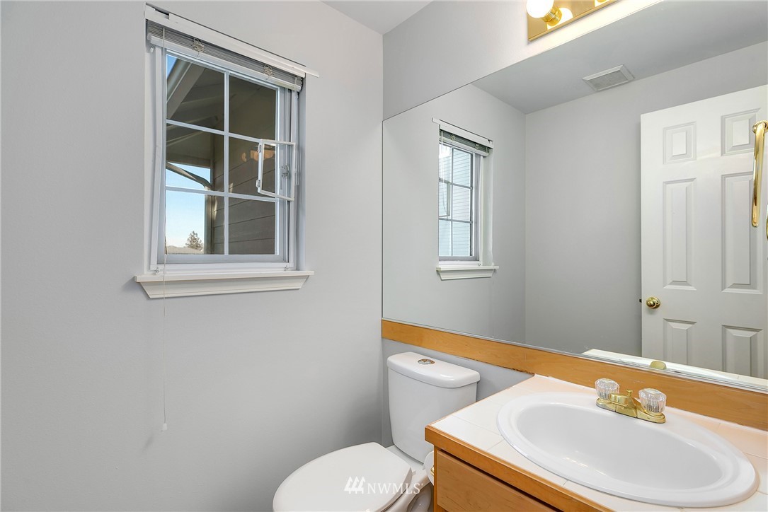 329 South 21st Street Renton, WA 98055 - Photo 14 of 25