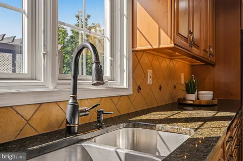 $899,900 | 5016 Brampton Parkway, Ellicott City, MD 21043