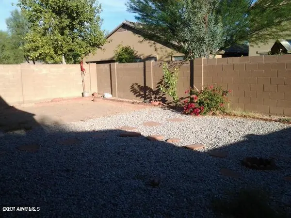 $2,200 | 9013 West Kerby Avenue, Tolleson, AZ 85353