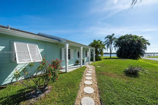 $1,150,000 | 779 Southwest 31st Street, Palm City, FL 34990