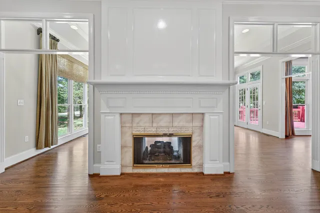 $880,000 | 228 Indian Wells Drive, Spartanburg, SC 29306