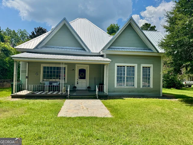 $124,900 | 513 College Street Northeast, Dawson, GA 39842