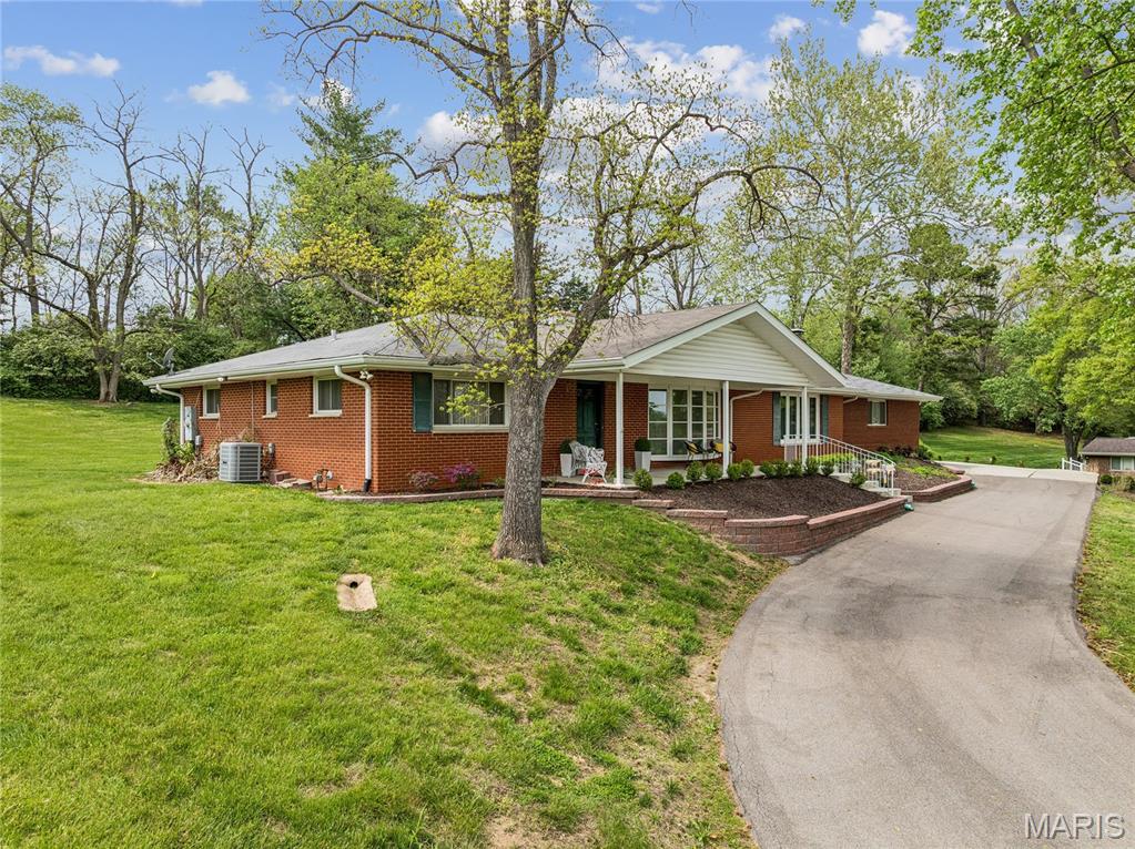 9 Lochhaven Lane Ballwin, MO 63021 - Photo 40 of 57