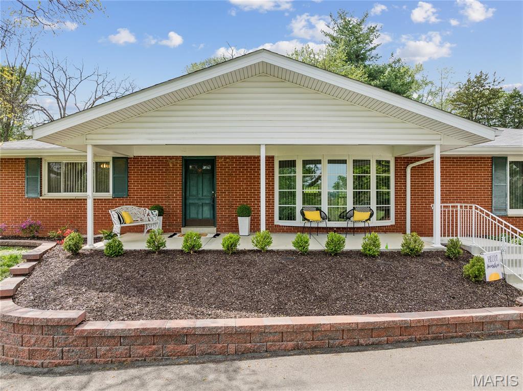 9 Lochhaven Lane Ballwin, MO 63021 - Photo 4 of 57