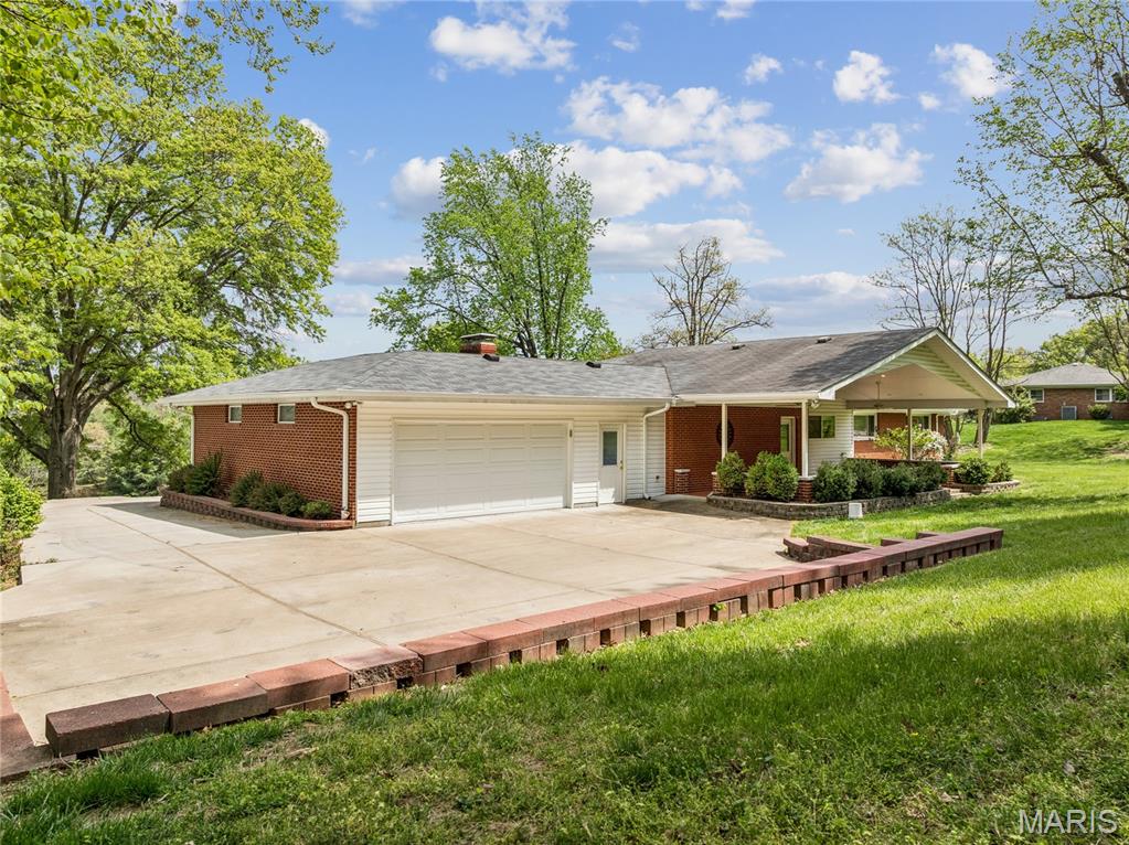 9 Lochhaven Lane Ballwin, MO 63021 - Photo 5 of 57