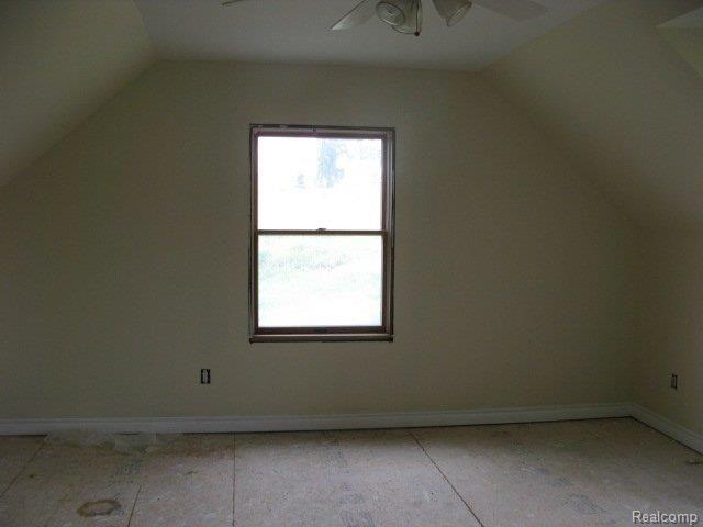 3233 West Marr Road Howell, MI 48855 - Photo 8 of 11 bed3