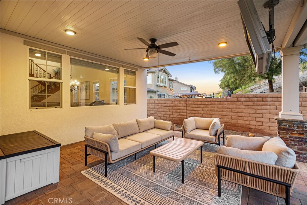 16352 Sierra Heights Drive Riverside, CA 92503 - Photo 68 of 75