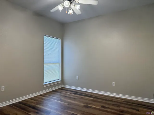 $2,350 | 41206 Colonial Drive, Sorrento, LA 70778