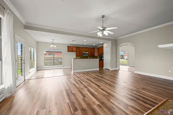 $2,350 | 41206 Colonial Drive, Sorrento, LA 70778