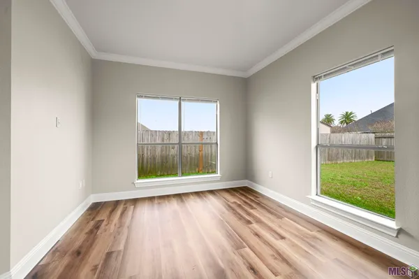 $2,350 | 41206 Colonial Drive, Sorrento, LA 70778