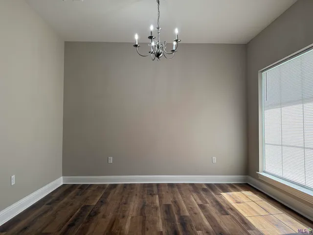 $2,350 | 41206 Colonial Drive, Sorrento, LA 70778