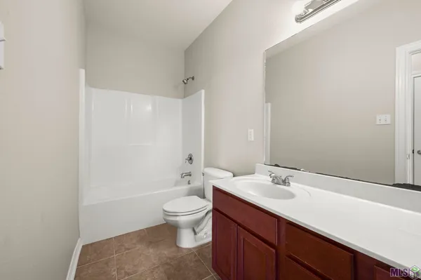 $2,350 | 41206 Colonial Drive, Sorrento, LA 70778