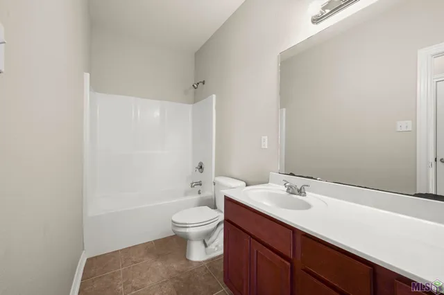 $2,350 | 41206 Colonial Drive, Sorrento, LA 70778