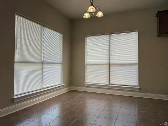 $2,350 | 41206 Colonial Drive, Sorrento, LA 70778