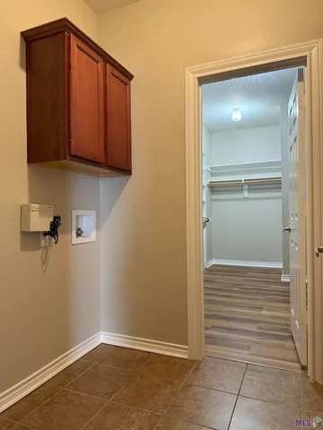 $2,350 | 41206 Colonial Drive, Sorrento, LA 70778