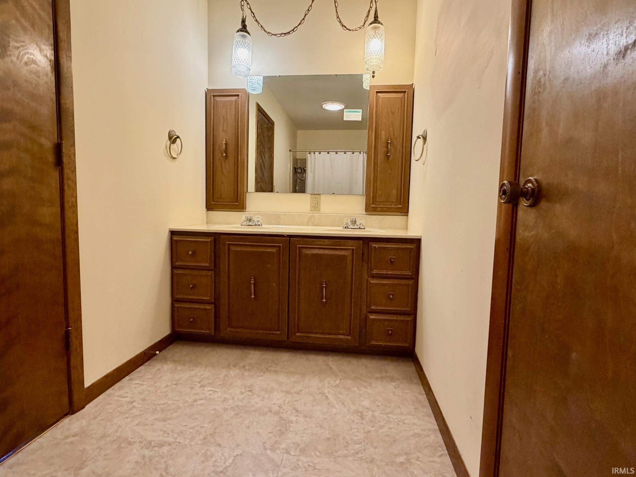 417 Sycamore Drive Bedford, IN 47421 - Photo 26 of 33