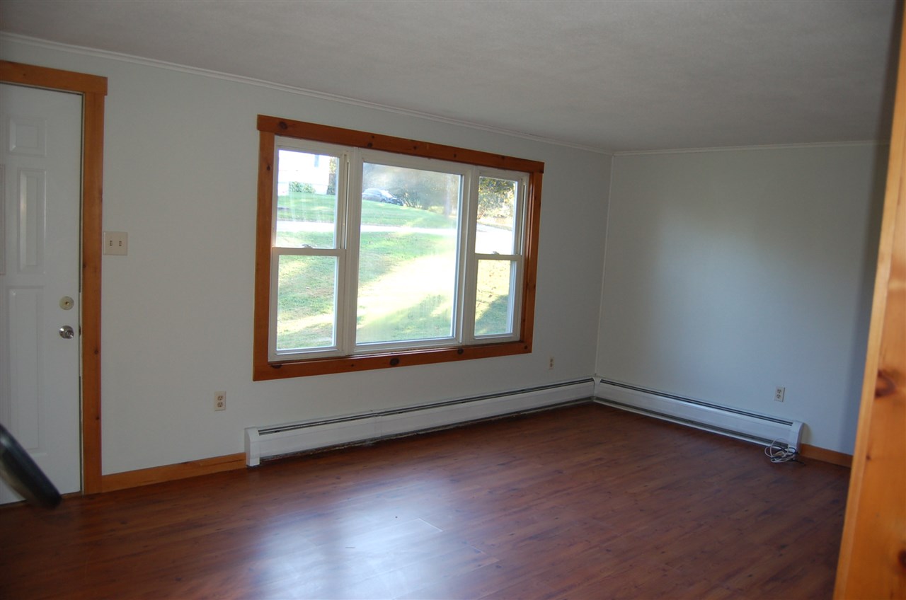 261 Prospect Street Barre, VT 05641 - Photo 4 of 26 Gallery Image 4