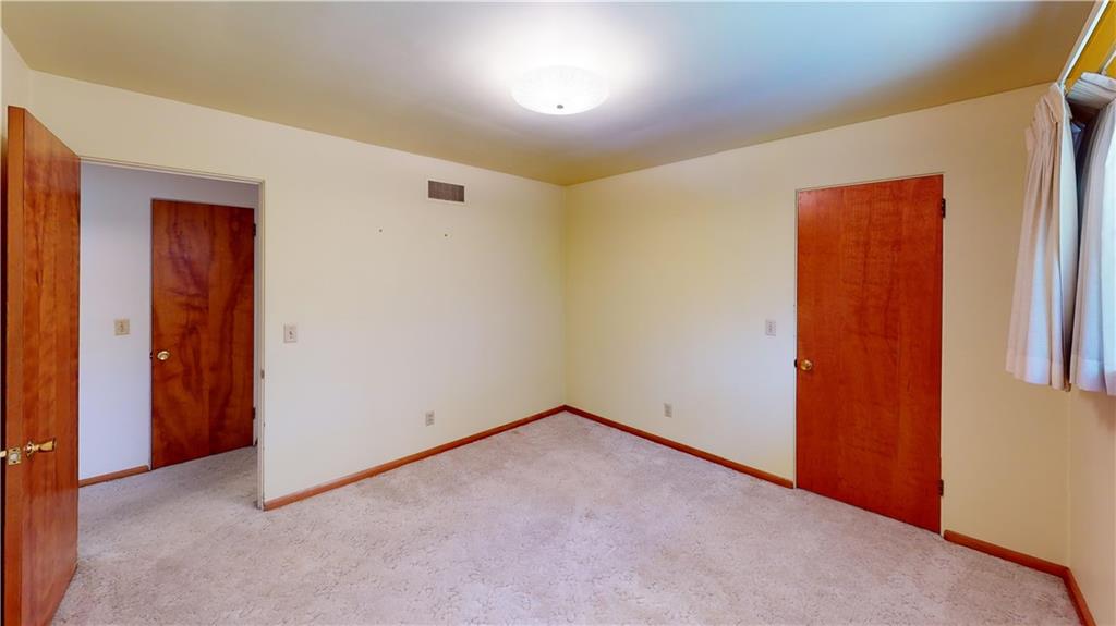 200 Cherokee Drive Butler, PA 16001 - Photo 14 of 16