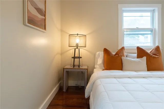 $2,800 | 17 Mc Allister Street, Newport, RI 02840