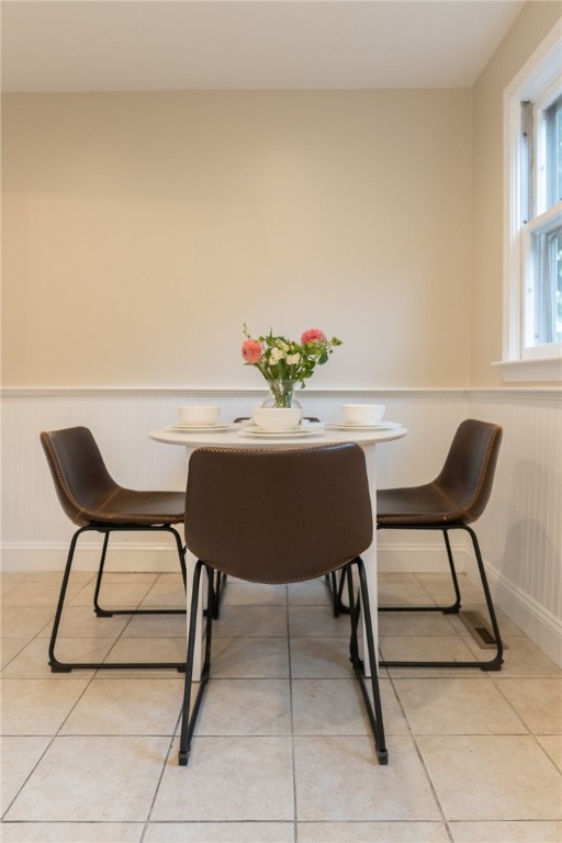 17 Mc Allister Street Newport, RI 02840 - Photo 35 of 38