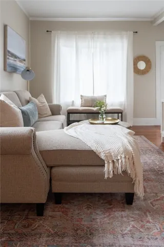 $2,800 | 17 Mc Allister Street, Newport, RI 02840